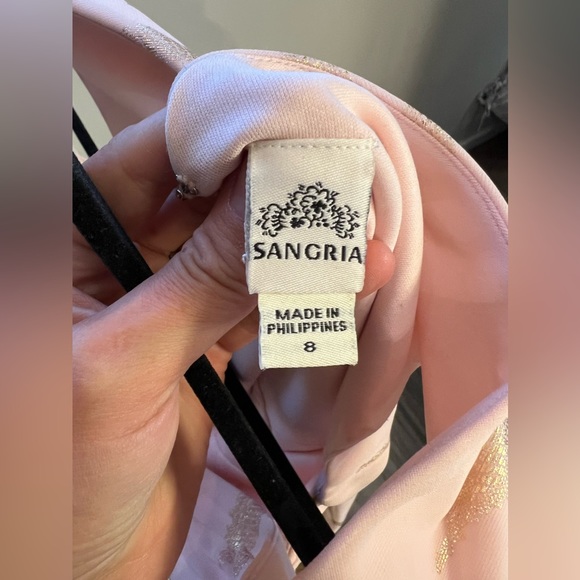 Blush and gold gown - Picture 3 of 3